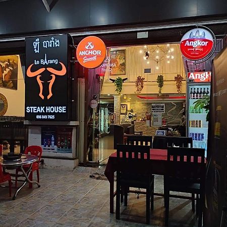 Le Barang Steakhouse & Guesthouse Sihanoukville Extérieur photo
