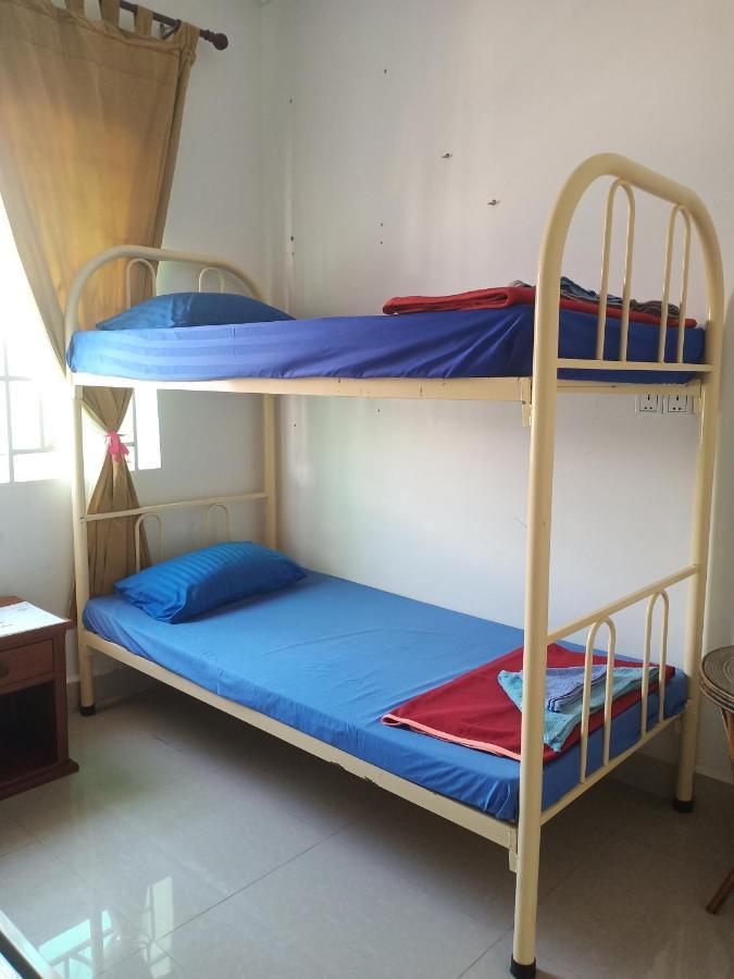 Le Barang Steakhouse & Guesthouse Sihanoukville Extérieur photo