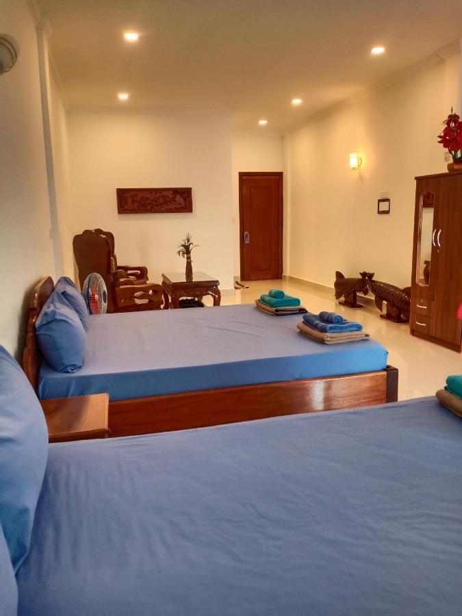 Le Barang Steakhouse & Guesthouse Sihanoukville Extérieur photo