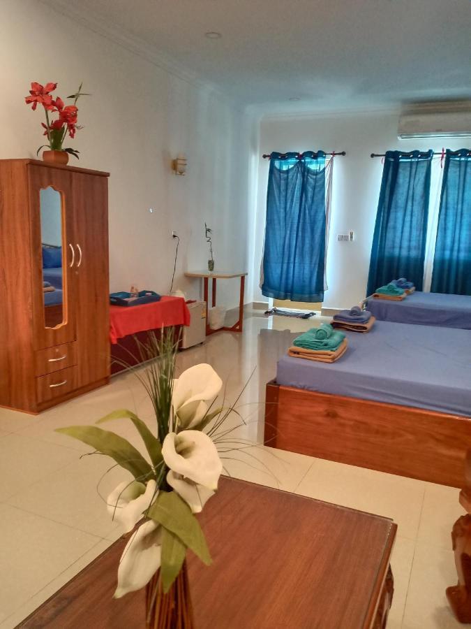 Le Barang Steakhouse & Guesthouse Sihanoukville Extérieur photo