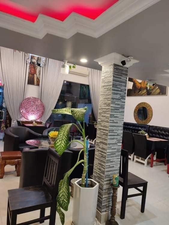 Le Barang Steakhouse & Guesthouse Sihanoukville Extérieur photo