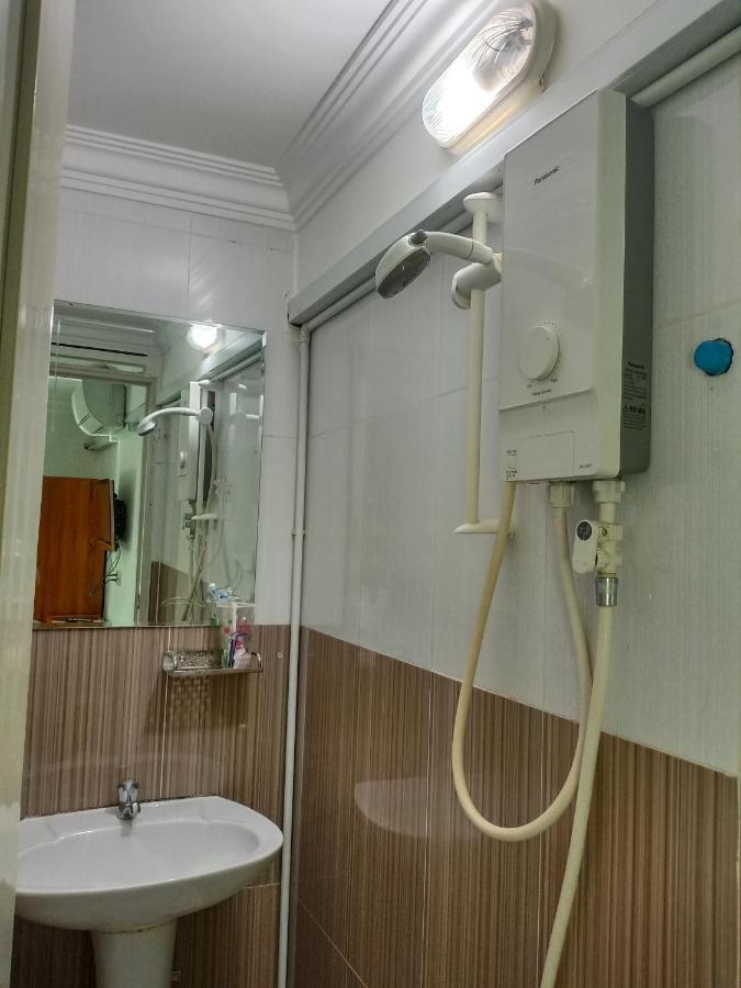 Le Barang Steakhouse & Guesthouse Sihanoukville Extérieur photo