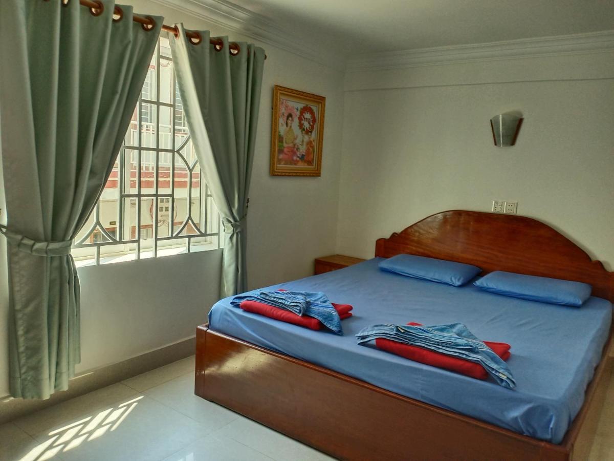 Le Barang Steakhouse & Guesthouse Sihanoukville Extérieur photo
