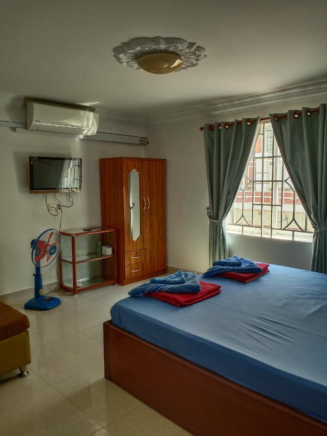 Le Barang Steakhouse & Guesthouse Sihanoukville Extérieur photo